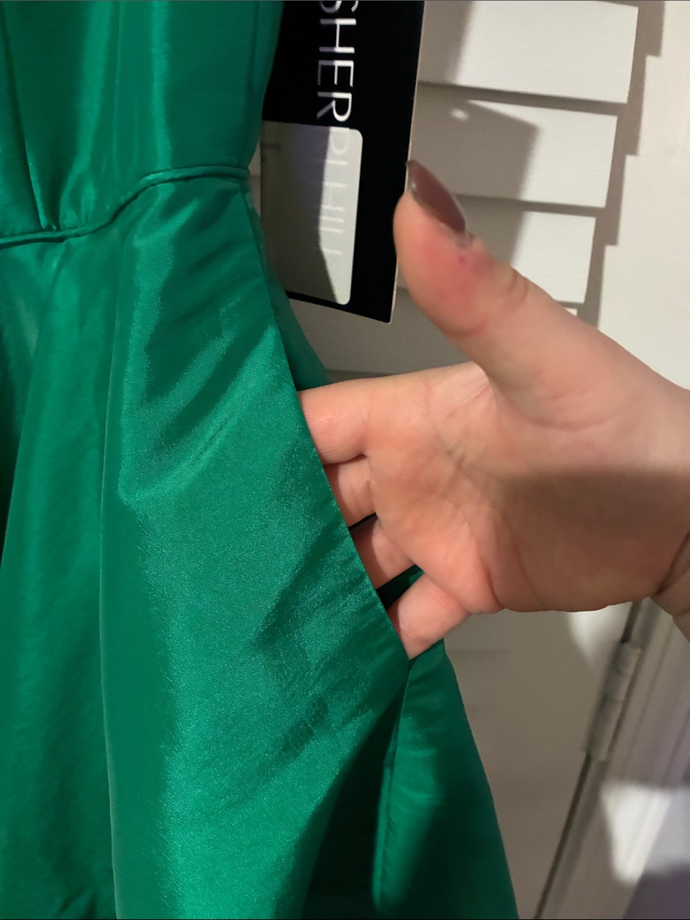 Sherri Hill Emerald Green Satin V-Neck Spaghetti Strap Mini Dress - Picture 6 of 10